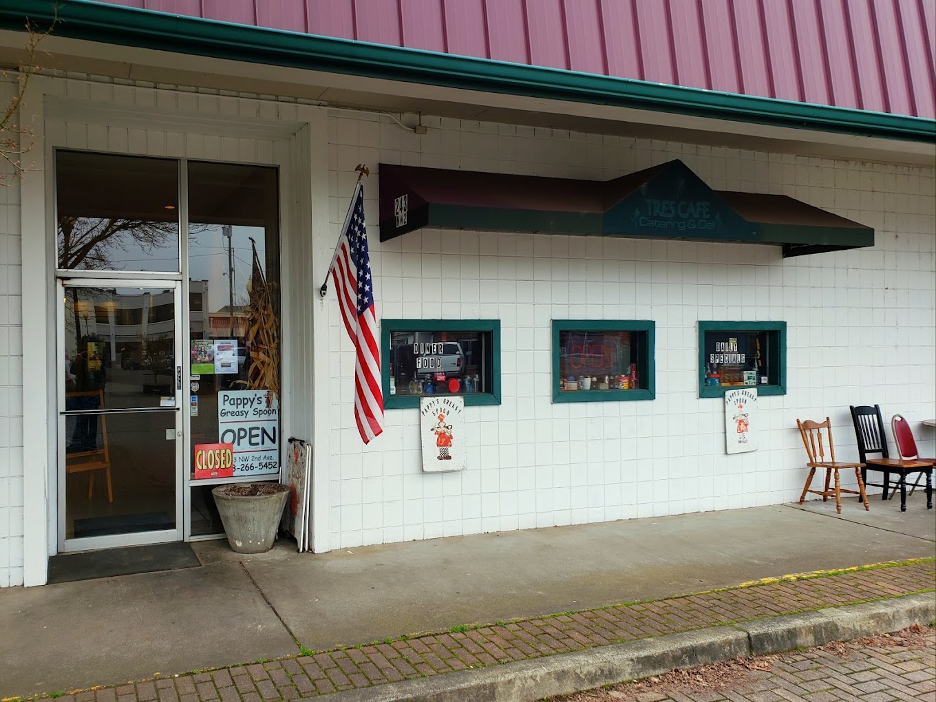 Pappy’s Greasy Spoon: One Of Oregon’s Favorite Breakfast Spots