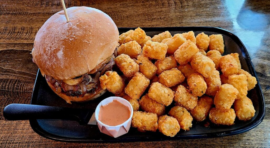 burger and tots