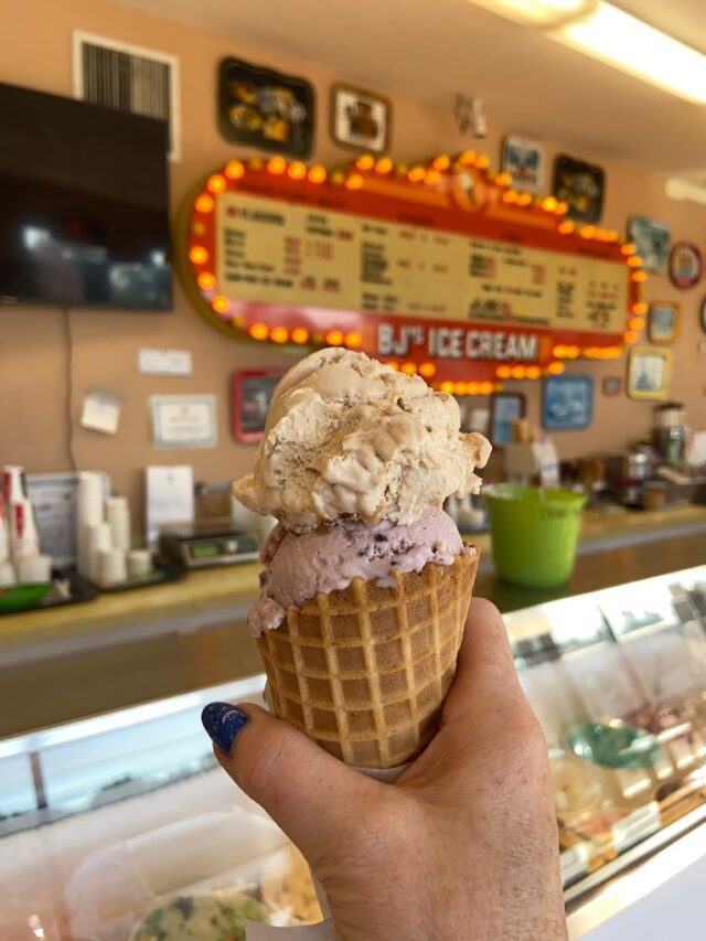 BJ’s Ice Cream Parlor in Florence Has Been Going Strong for 45 Years