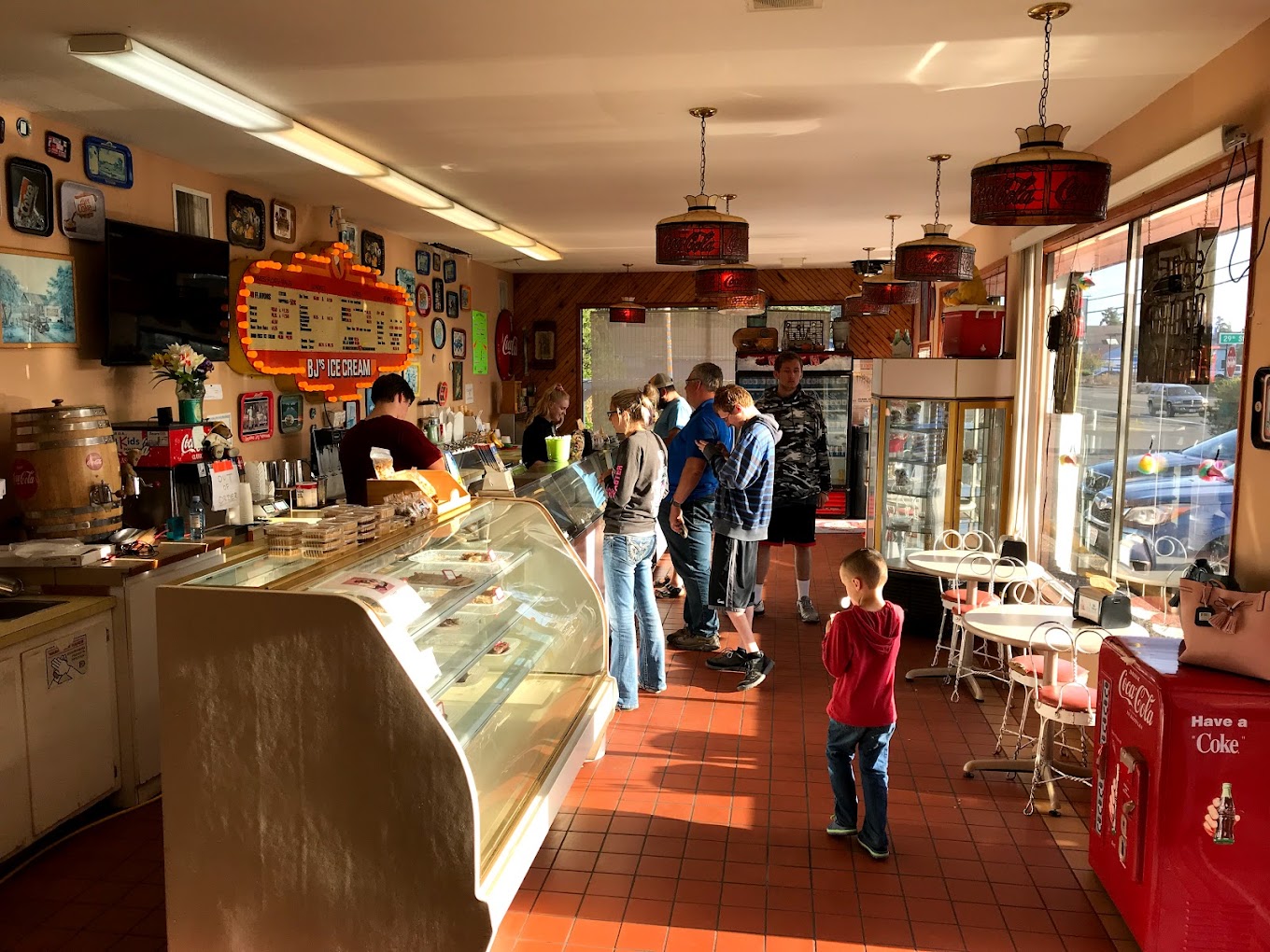 BJ’s Ice Cream Parlor in Florence Has Been Going Strong for 45 Years