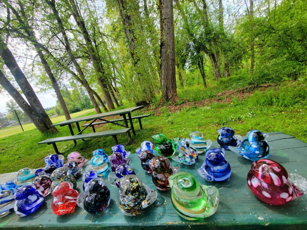 salem oregon glass bird treasure hunt