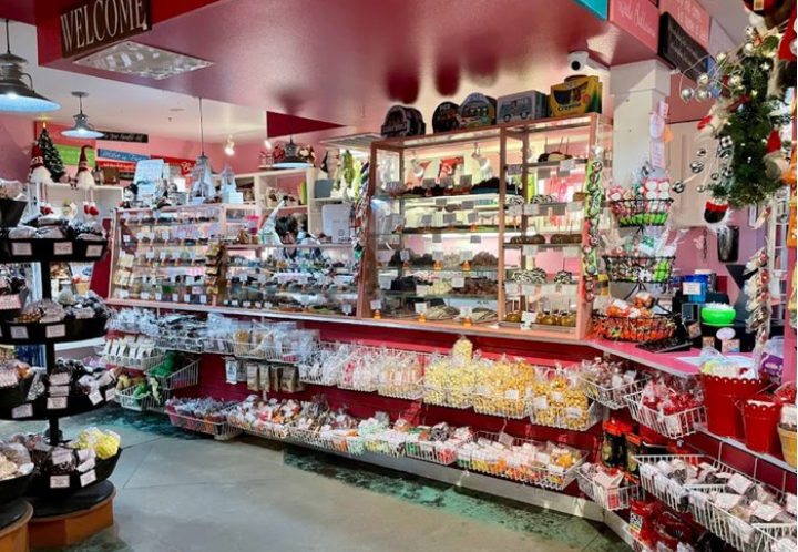 The Oregon Coast Sweet Shop That S Been A Local Favorite For 60 Years   Bruces 