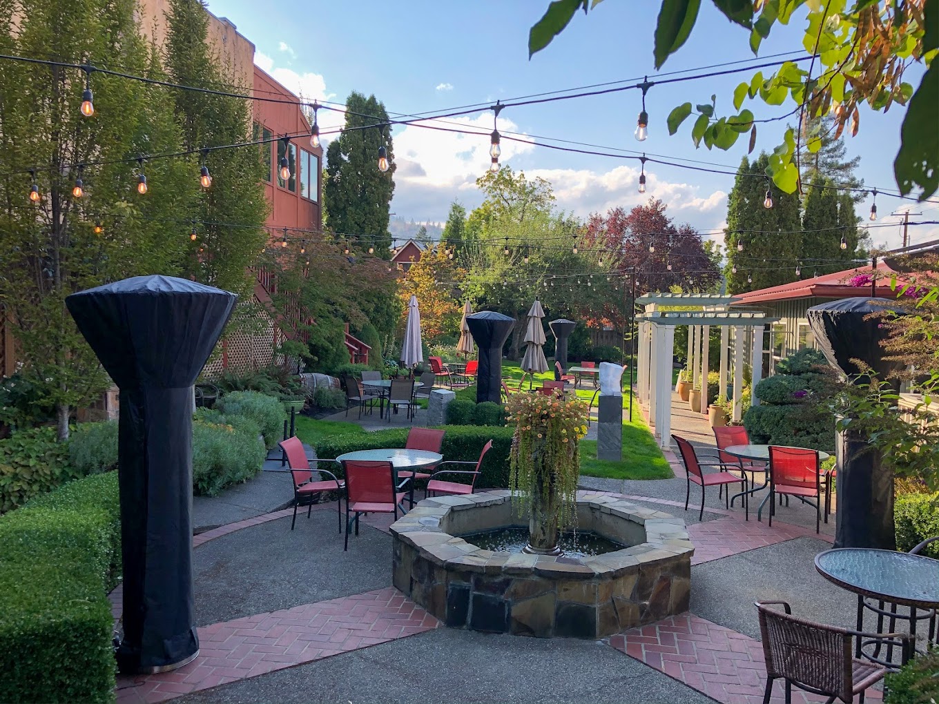 For a Truly Peerless Dining Experience, Visit This TopRated Ashland