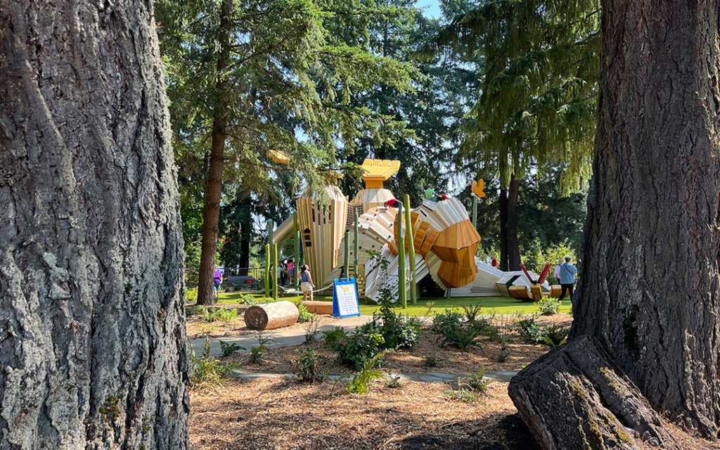 hidden creek park west, hillsboro, oregon, new park, friendly giant, wooden play structure, inclusive, beautiful places, climbing, family fun, things to do