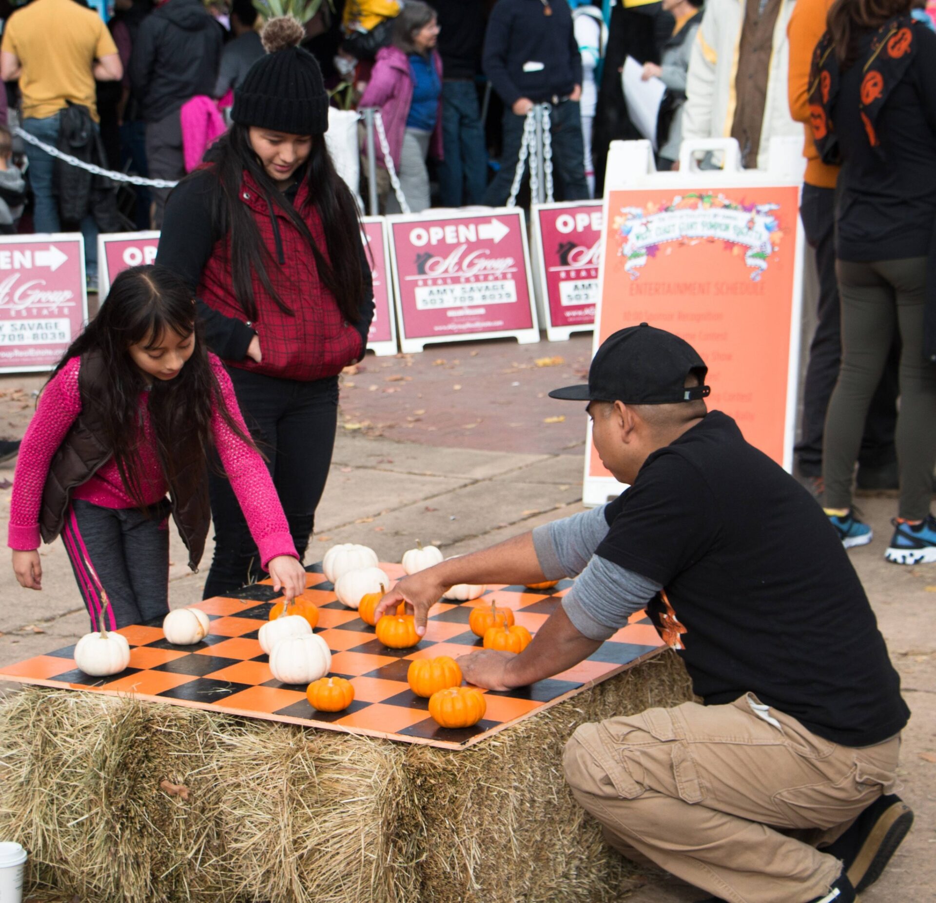 The West Coast Giant Pumpkin Regatta Returns to Oregon For Fall