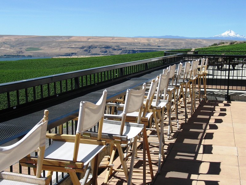 Maryhill Vineyards, Pacific Northwest, Washington State winery, Columbia River, Oregon, Tuscan vibe, dog-friendly vineyards, wine tasting, award-winning wines, Reserve Winemaker’s Red, Grenache, Viognier, live music