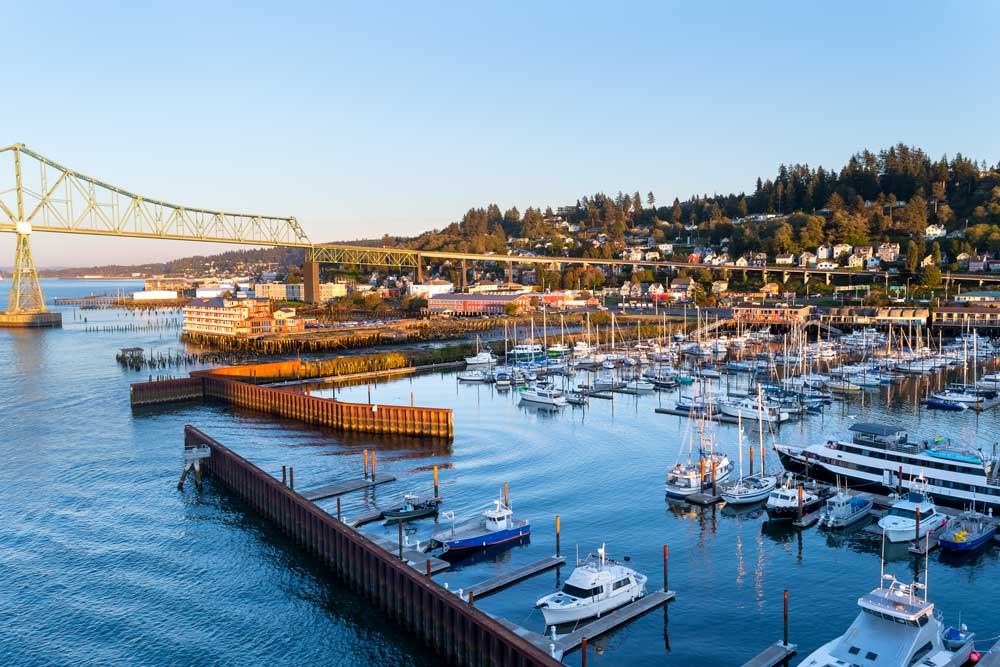 autumn in astoria oregon