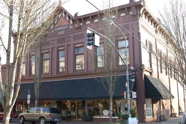 The Cozy Eatery That’s Been Serving Oregon’s Best Sandwiches for Nearly 50 Years