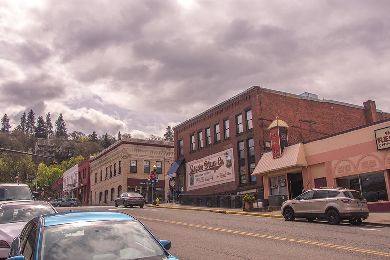 downtown hood river oregon