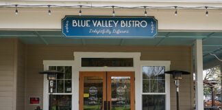 Blue Valley Bistro, Coburg, Creswell, Oregon, Willamette Valley, Espresso, Where to eat, best restaurants, crepes, bagels, soups, salads, panini sandwiches, good food, breakfast, lunch
