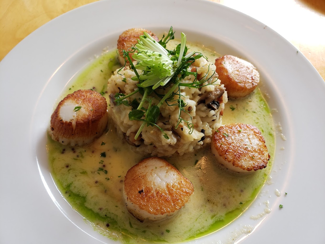 For Nearly 25 Years, this Lincoln City Seafood Restaurant Continues to