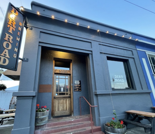 Dirt Road Brewing, Philomath, Oregon, Corvallis, Willamette Valley, Taproom, Brewpub, History, Great Beer, Delicious Pizza, Where to Eat, Best Restaurants