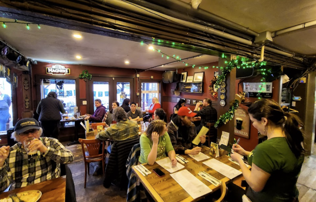 Nana's Irish Pub, Newport, Oregon, Where to Eat, Taste of Ireland, St. Patricks, Guinness, Irish Whiskey, comfort food, home cooking, family friendly, patio, Fish & Chips, Meatloaf, Scotch Eggs, best restaurants, oregon coast