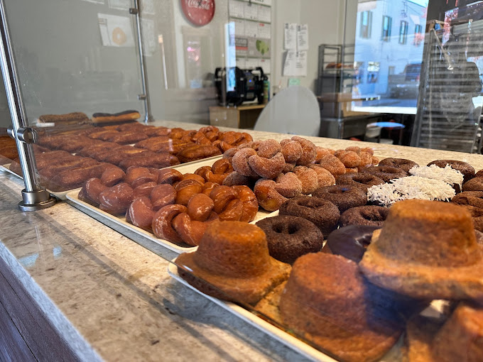 dundee's donuts seaside oregon