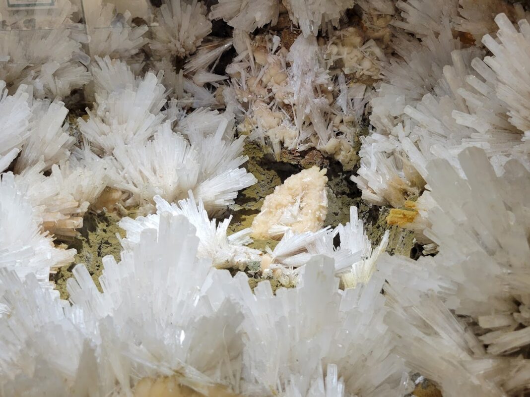 Rice Northwest Museum of Rocks and Minerals: Lose Track of Time ...