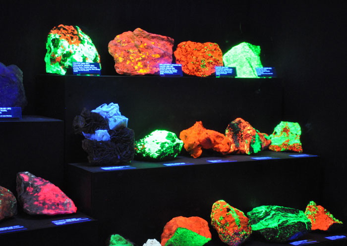 glowing rocks!