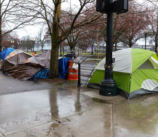homeless tents in portland
