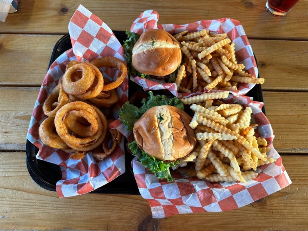 burgers, fries, onion rings, Ruby's Roadside Grill, Seaside, oregon, oregoncoast, highway 101, juicy burgers, best burger joint, restaurants, where to eat, family dining