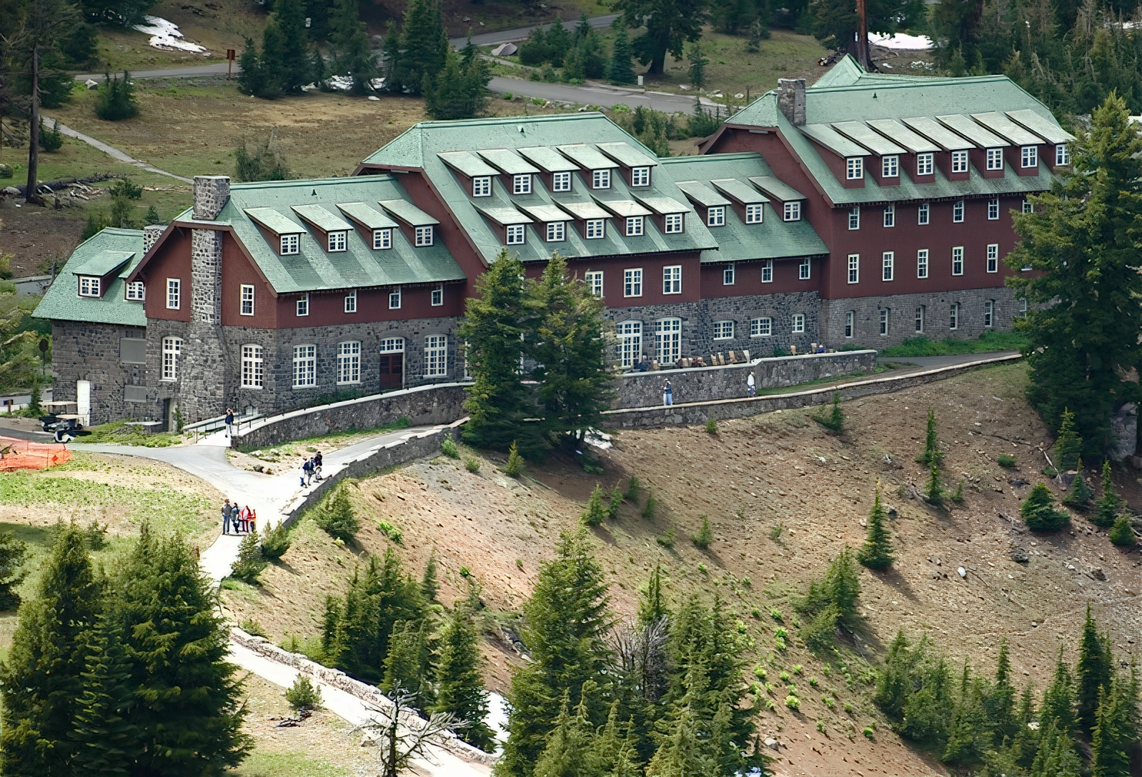 This Historic Oregon Lodge Took 85 Years To Complete And Was Almost Torn Down