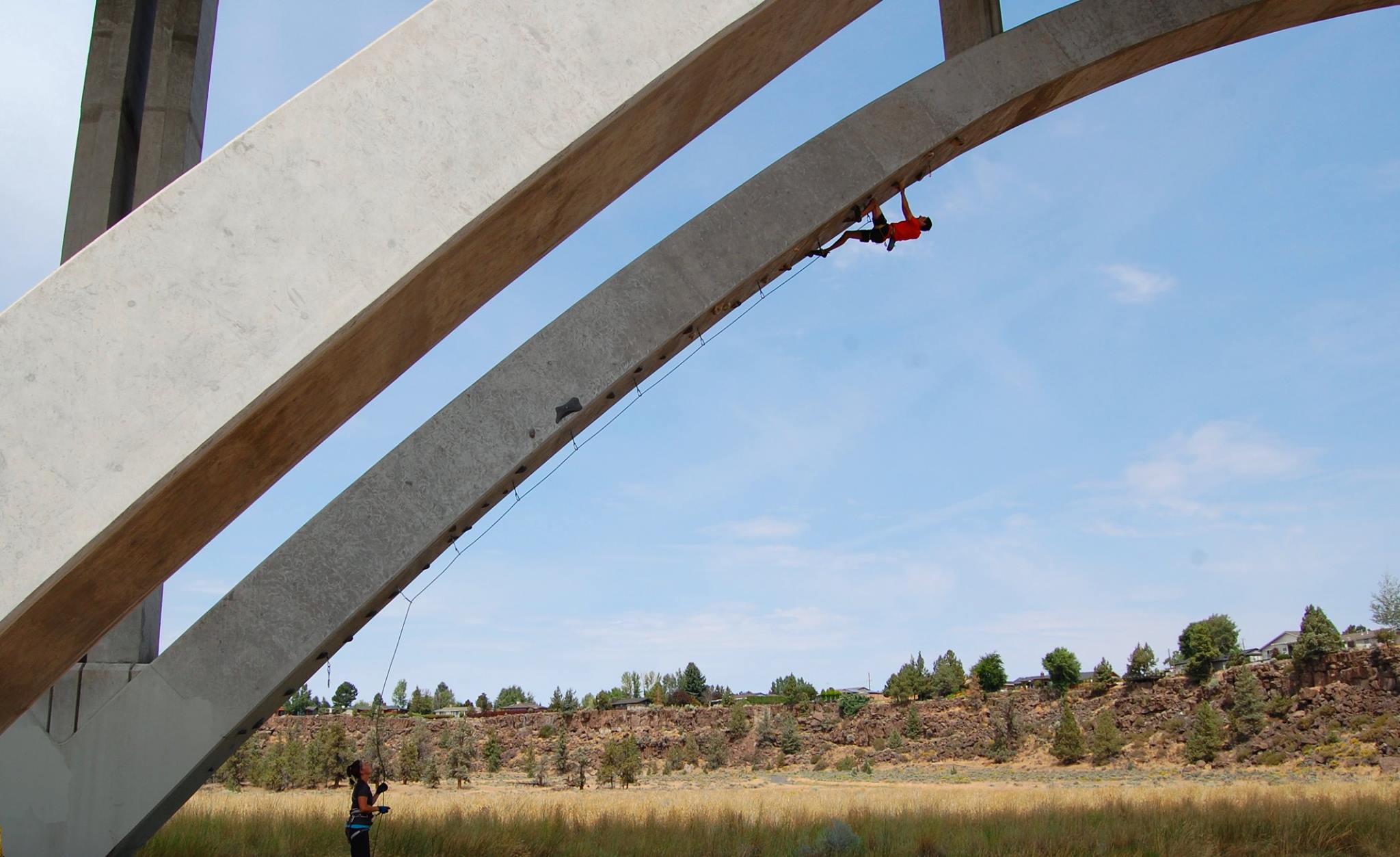 This Bridge in Oregon is the Unlikely Location for a Popular Climbing Route
