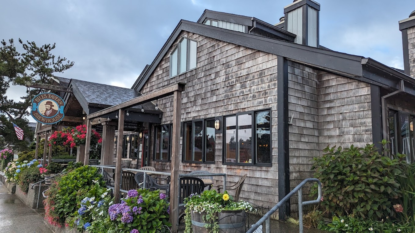 This Historic Tavern Is Known For Some Of The Best Fish & Chips On The Oregon Coast