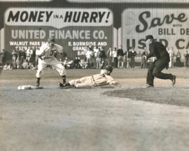 1952 Beavers baseball game at Vaughn Street