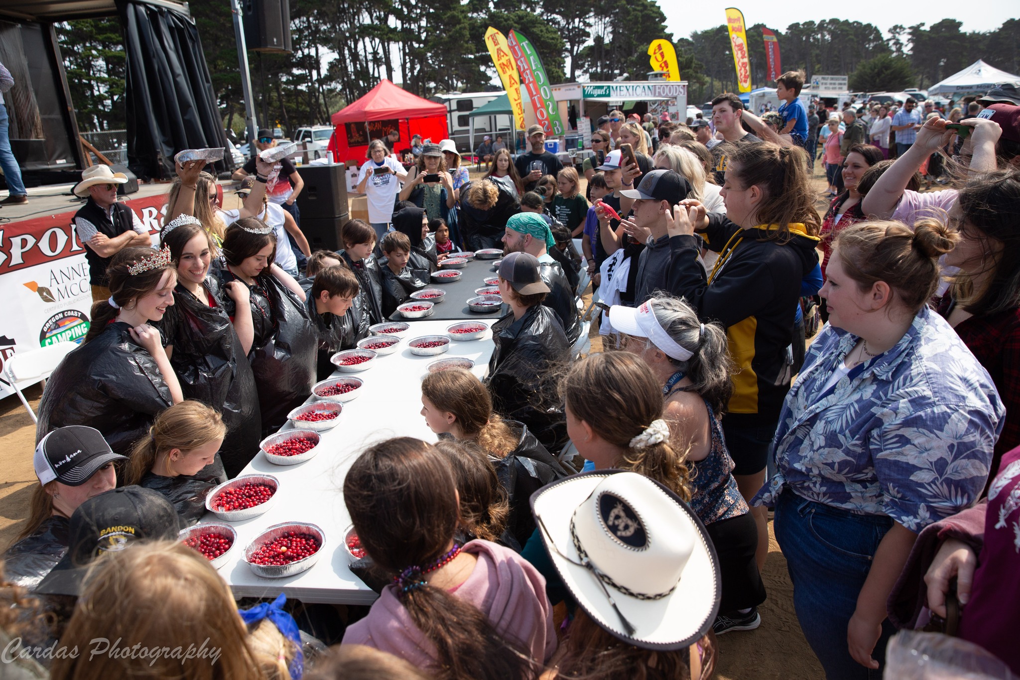 bandon oregon cranberry festival 2024, family fun, things to do, oregon coast, southern coast, carnivals, food, entertainment