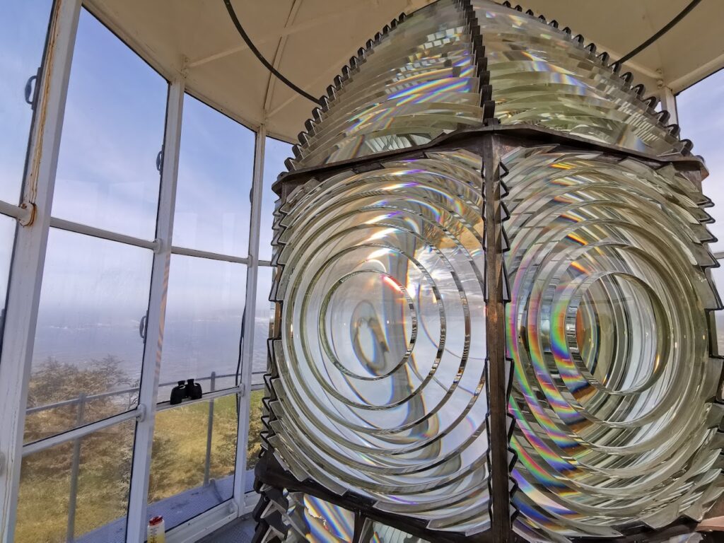 Fresnel lens