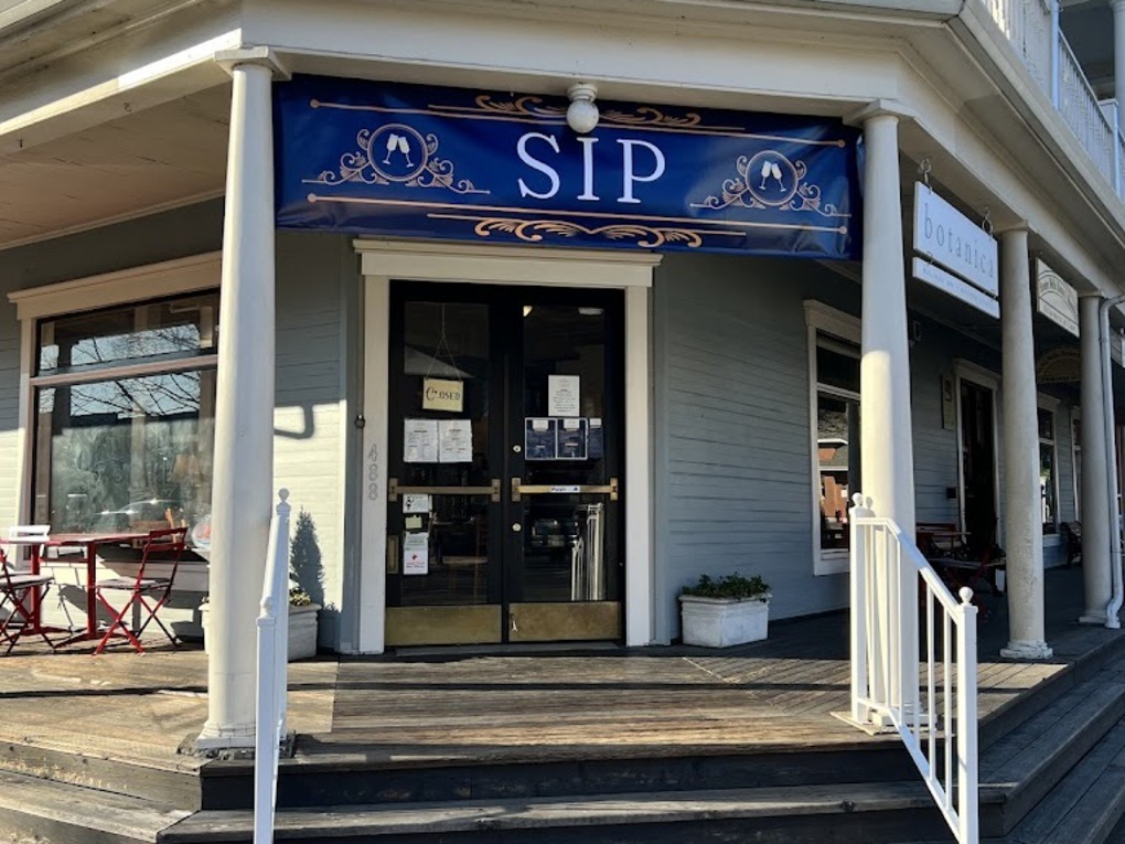 Sip Bar