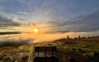 Hike to the Top of Mt. Pisgah For Unparalleled 360 Degree Views of Oregon’s Beauty