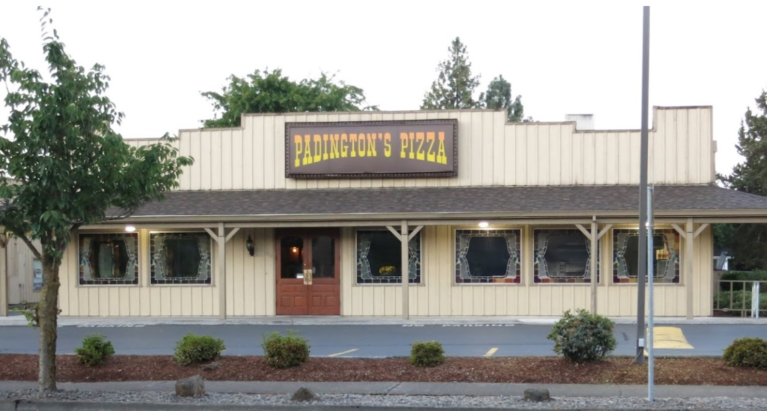 Padington's Pizza, Salem Oregon, Old School Pizza Parlor, Pizzaria, Willamette Valley, Where to Eat, Best Restaurants