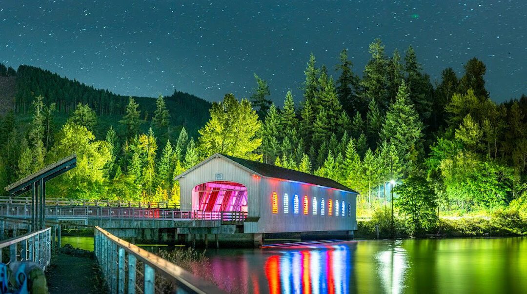 The Widest Covered Bridge In Oregon Is A Hidden Gem Worth The Detour