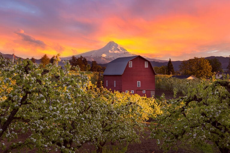 This Oregon Town Was Just Named the Best Small Mountain Town in America