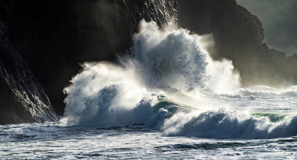 Oregon Coast on Alert as King Tides and Giant Waves Roll In This Week