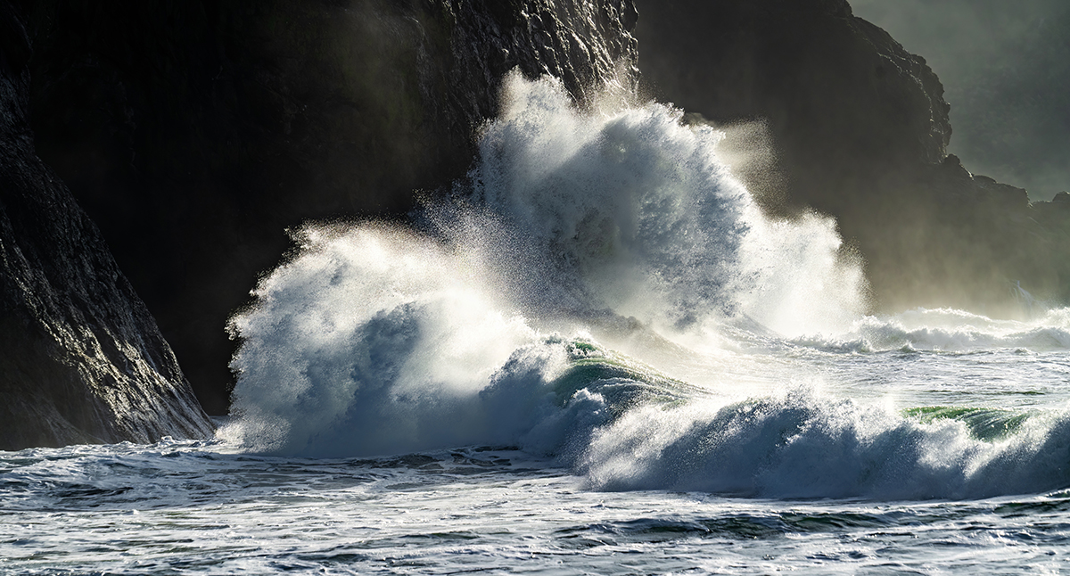 king tide waves crashing