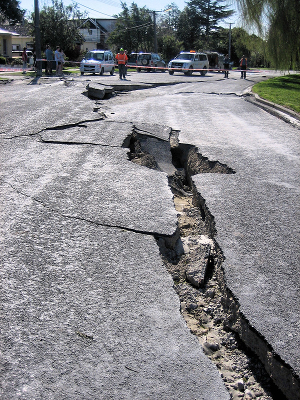 A 7.1 earthquake in Canterbury, NZ caused damage to this road.