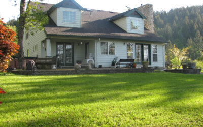 This Cute Little Oregon B&B On Chehalem Mountain Has Stunning Valley Views