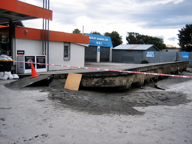 A 7.1 earthquake in Canterbury, NZ caused damage to this road.