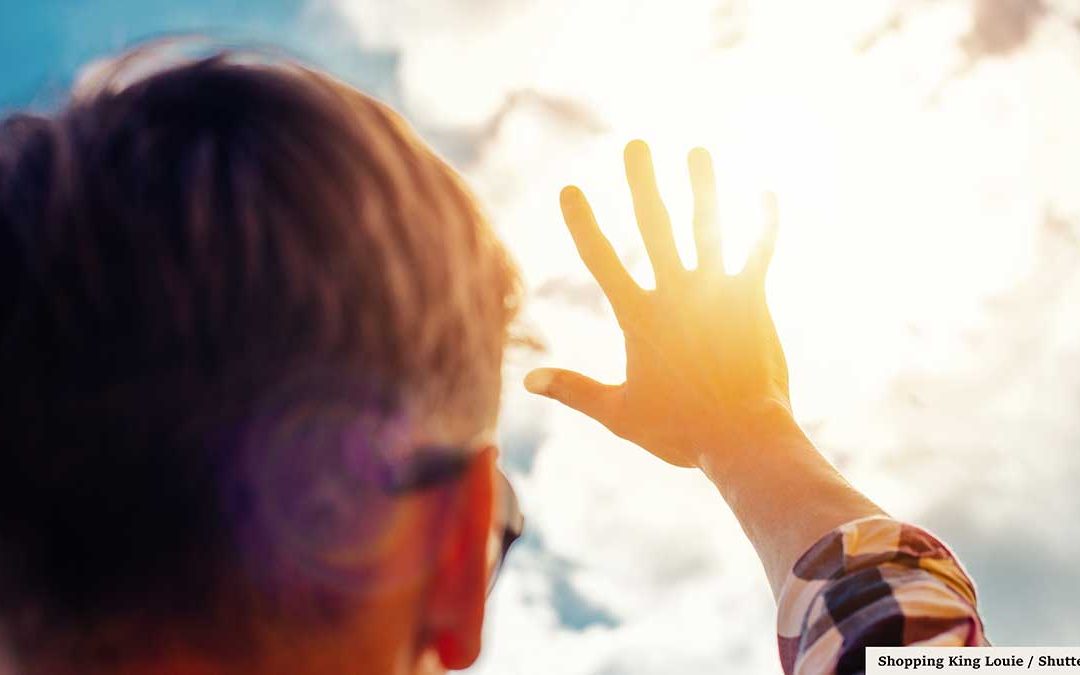 Hundreds Hospitalized After Sunlight Reflects Off Pasty White Oregonians Emerging from Winter