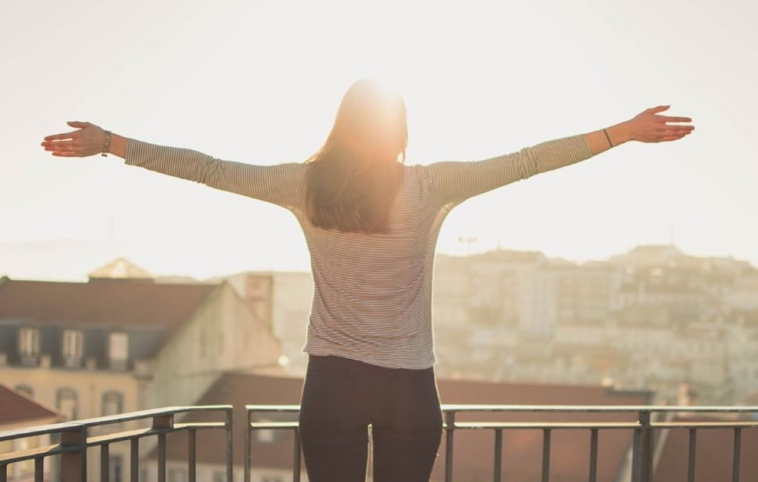 SAD-Stricken Oregonians Seen Photosynthesizing in Public at First Glimpse of Sun