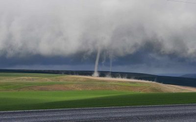 Oregon Braces for Rare Tornado Risk as Severe Storms Target the Willamette Valley