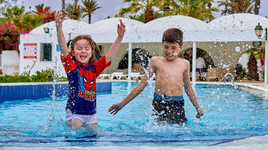 kids at a water park
