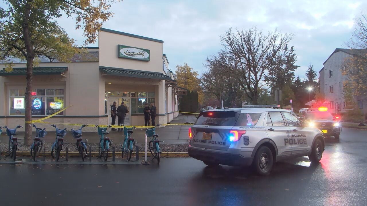 robbery at Duck 'N' Go in Eugene where the armed thug was shot