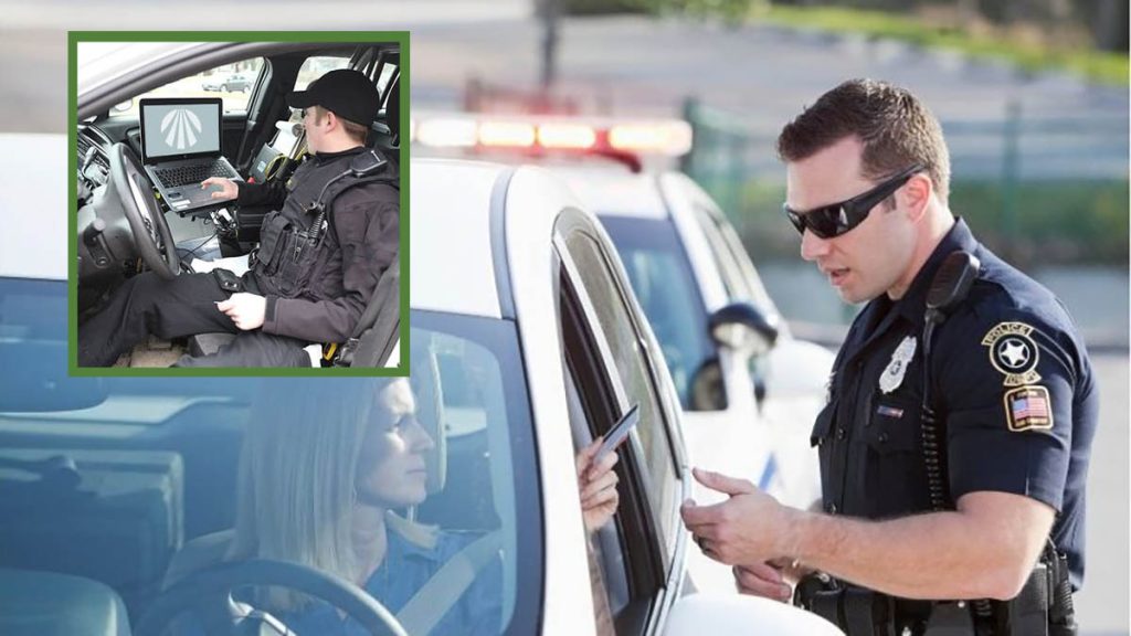 pulled over by officer for texting