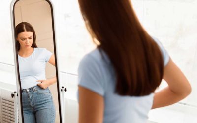 Woman Asks If Jeans Make Her Look Fat, Already Decided They Do