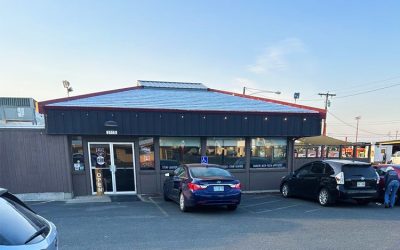 This Unassuming Oregon Spot Is Serving Up Road Trip Worthy Burgers