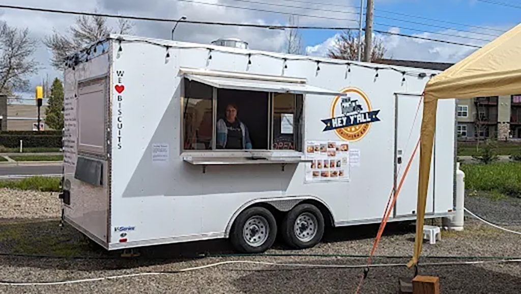 Hey Ya'll food truck in Eugene Oregon