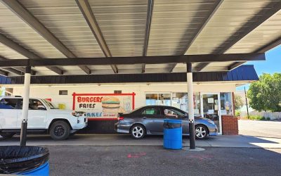 The Burgers In This Old-Fashioned Drive-In Have Been An Oregon Staple For Over 60 Years