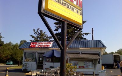 Just Minutes From Portland, This Classic Drive-In Has Been Serving Up Juicy Burgers Since 1968