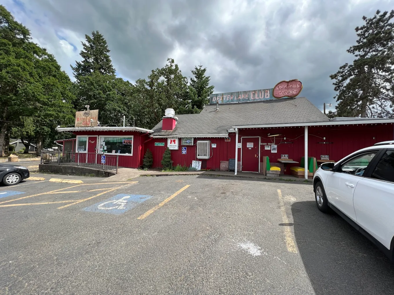 The outside of Rattlesnake BBQ at the Dexter Lake Club.